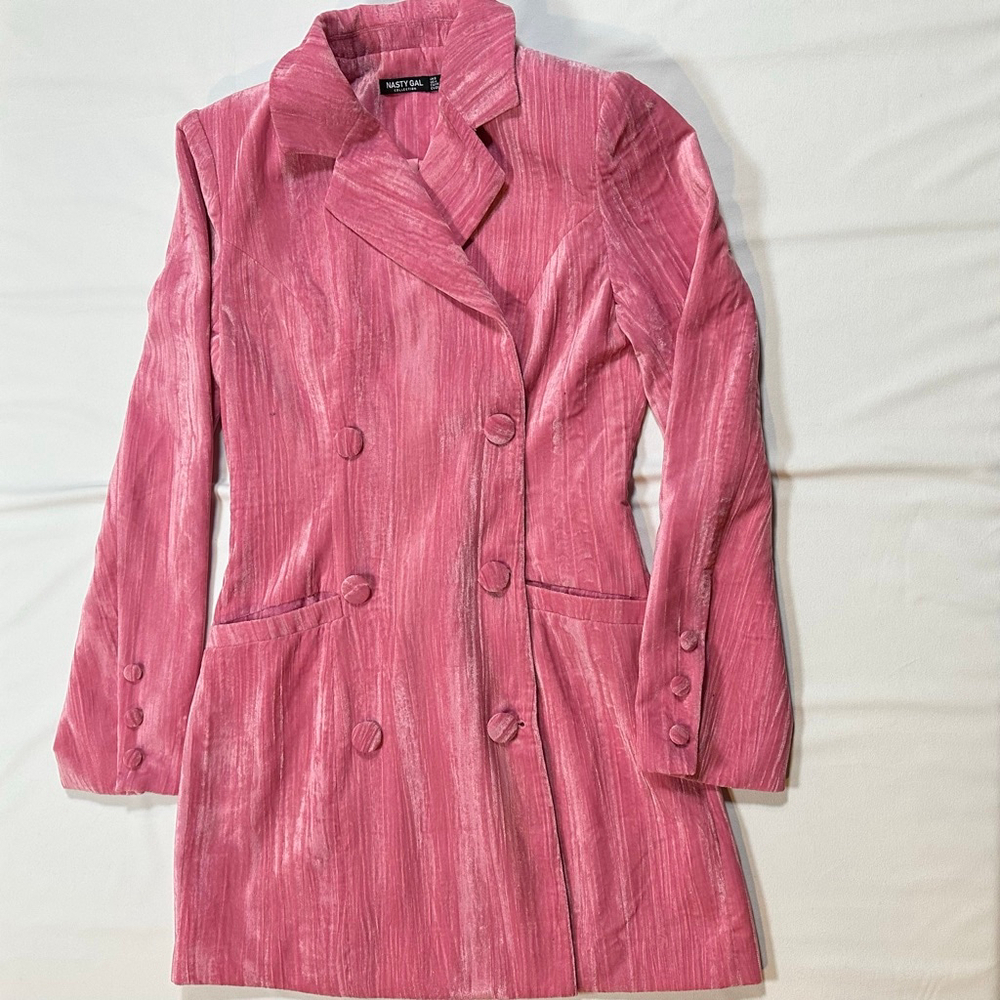 Nasty Gal Pink Crushed Velvet Blazer US 4 |Tailored Fit Longline Double Breasted - Picture 2 of 9